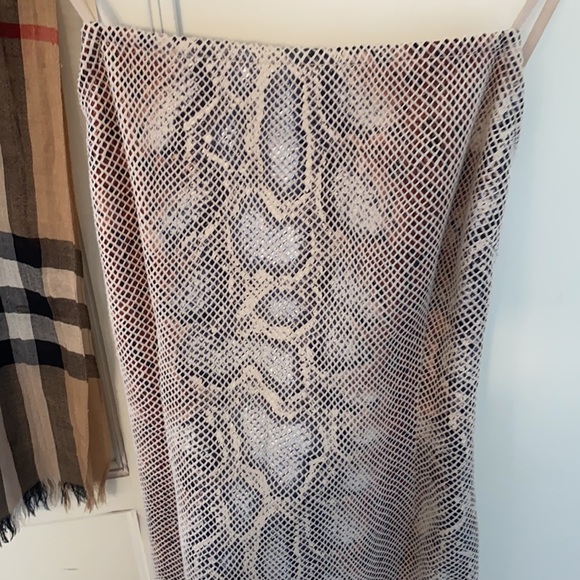 Urban Outfitters Women's Mini Dress - Picture 6 of 11